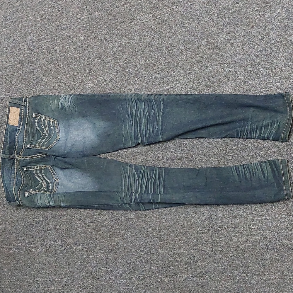 Jeans - Picture 3 of 3
